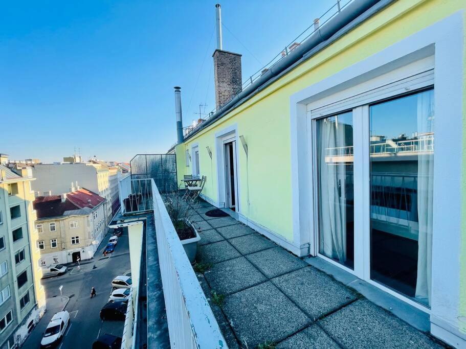 דירות וינה Cosy Flat With Huge Terrasse! Long Or Shortterm מראה חיצוני תמונה