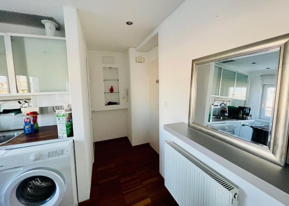 דירות וינה Cosy Flat With Huge Terrasse! Long Or Shortterm מראה חיצוני תמונה