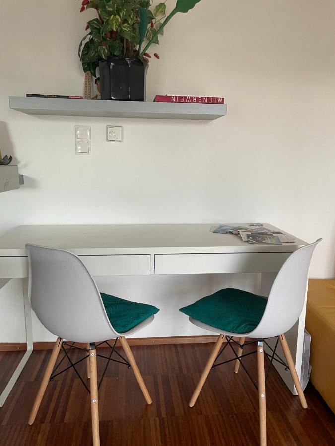 דירות וינה Cosy Flat With Huge Terrasse! Long Or Shortterm מראה חיצוני תמונה